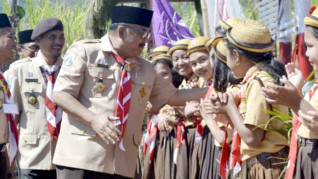 Motivasi Siswa, Kadisdikbud Bondowoso Rutin Kunjungi Sekolah