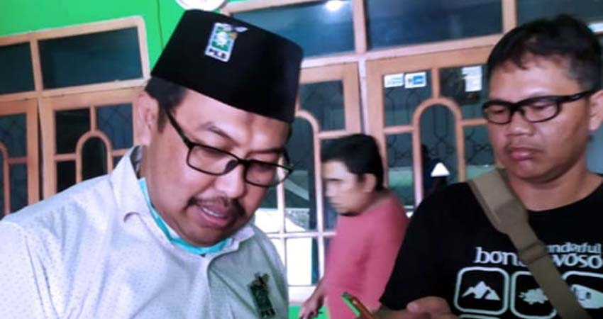 H Tohari Ketua Fraksi PKB Kabupaten Bondowoso (foto dul.memontum)