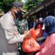 Corona Serang Indonesia, Kapolres Bondowoso Rajin Beri Bantuan ke Masyarakat