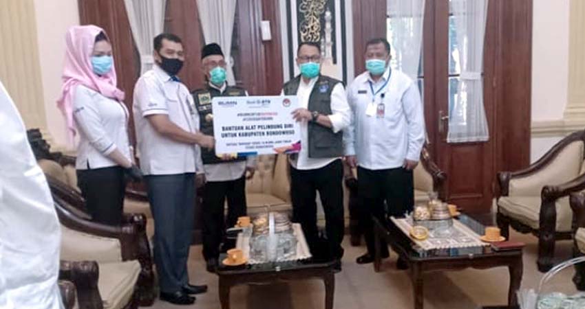 Pemkab Bondowoso Terima Bantuan Alat Rapid Test dari BTN