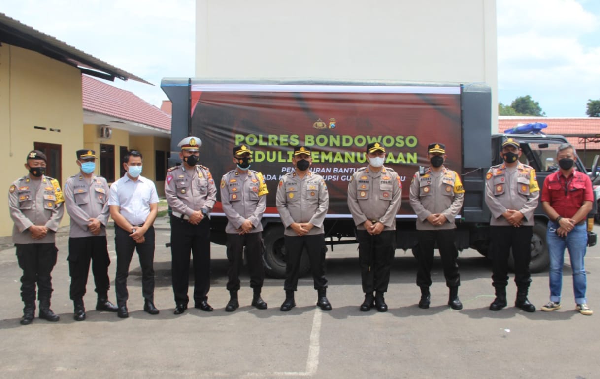 Polres Bondowoso Bantu Korban APG Gunung Semeru