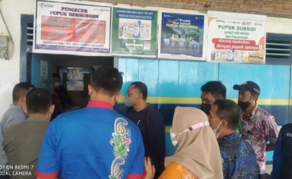 Komisi II DPRD Bondowoso Temukan Ratusan Ton Pupuk Bersubsidi di Kecamatan Wonosari Tidak Terserap