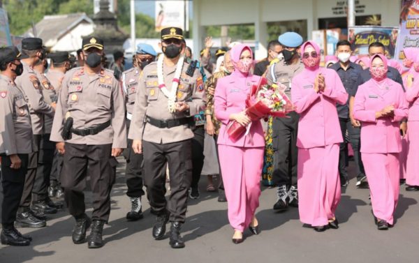 Tongkat Estafet Kepemimpinan Polres Bondowoso Berganti