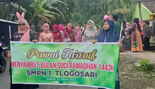 Sambut Ramadan, SMPN 1 Tlogosari Gelar Pawai Taaruf