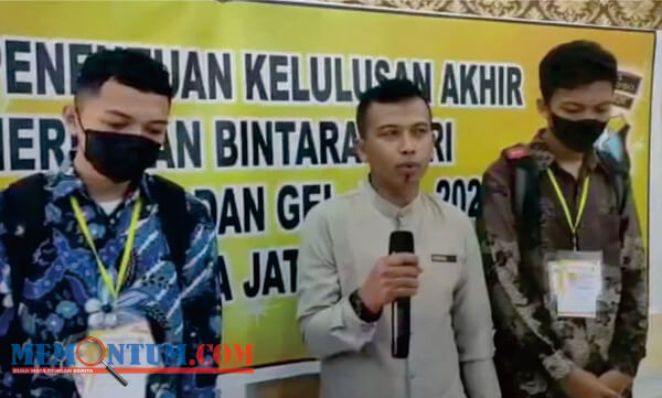 Dua Anaknya Lolos Seleksi Polisi, Buruh Las asal Bondowoso Serasa dapat Berkah